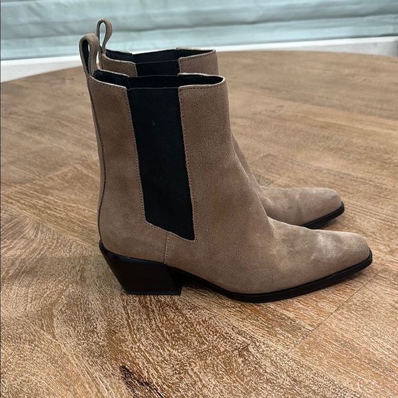 Rag & Bone Joni Suede Chelsea Boots 8 - Picture 1 of 8